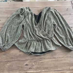 Astr side XS gold/silver/black top